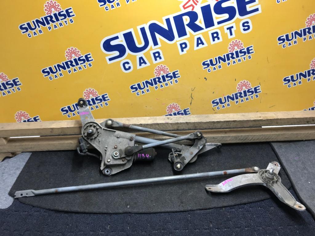 Мотор дворников MITSUBISHI GRANDIS NA4W 2 ракурс